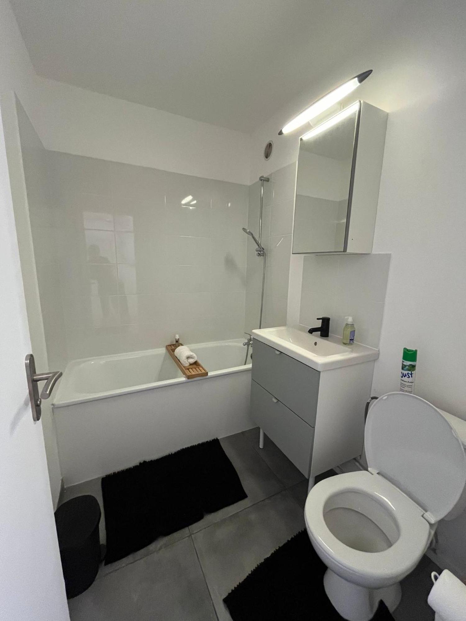 Le Montreuillois ! Parking Prive Et Metro A Proximite Apartment Montreuil (Seine-Saint-Denis)